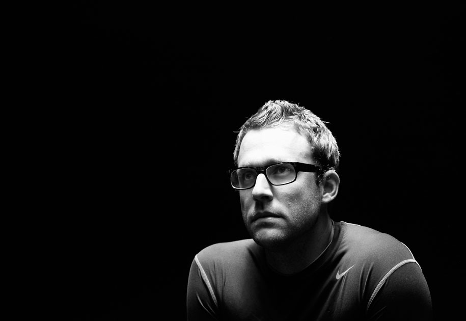 11_danielvettori.portrait.royalstag.cricket.blackandwhite.jpg
